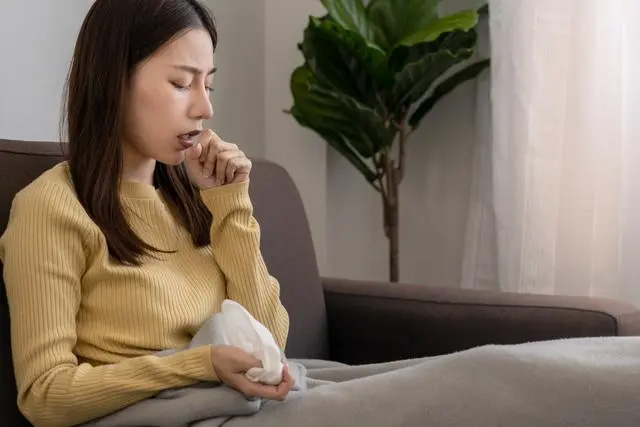 新冠肺炎阳性康复后反复咳嗽？如何缓解这一症状？